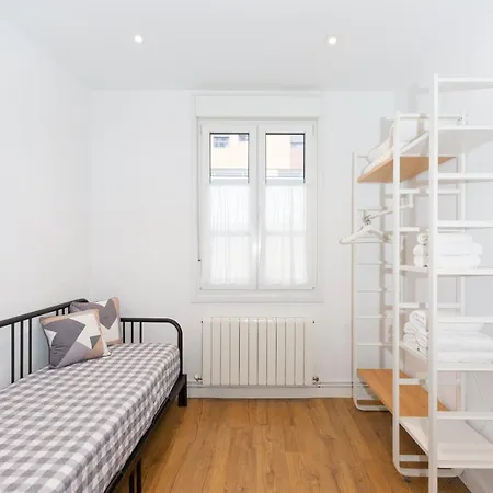 Old Town By Living Бильбао